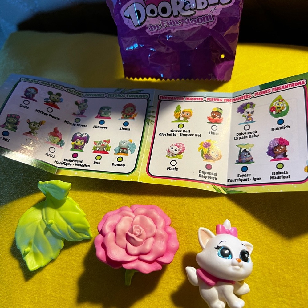 Disney Doorables In Full Bloom - Marie